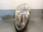 Replacement right headlight for Chrysler Voyager (RG) 2.5 CRD CAT OEM IAM reference 4857830AC 4857830AC 