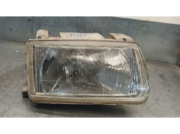 Recambio de faro derecho para volkswagen polo berlina (6n1) 1.9 diesel referencia OEM IAM 96249600  