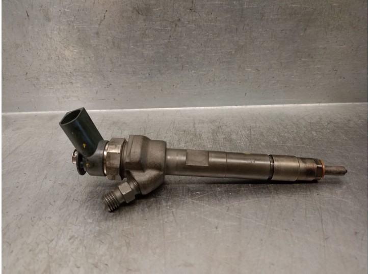 Recambio de inyector para bmw x3 (e83) 2.0 sd referencia OEM IAM 7798446 0445110601 BOSCH