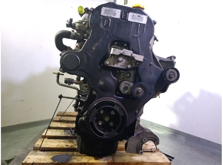 Replacement complete engine for Chrysler Voyager (RG) 2.5 CRD CAT OEM IAM reference VM48C 68004105AA 56223