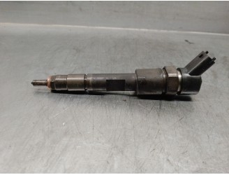 Recambio de inyector para renault megane ii berlina 5p 1.9 dci diesel referencia OEM IAM 8200100272 0445110110B BOSCH