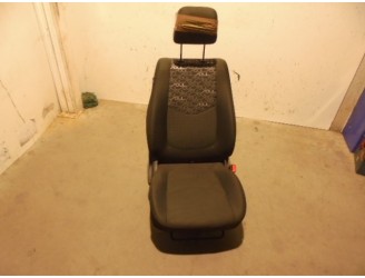 Recambio de asiento delantero derecho para kia soul 1.6 cat referencia OEM IAM  TELA GRIS 5 PUERTAS