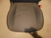 Recambio de asiento delantero derecho para kia soul 1.6 cat referencia OEM IAM TELA GRIS 5 PUERTAS