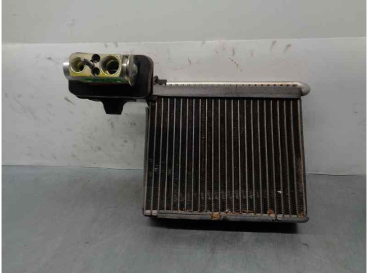 Recambio de evaporador aire acondicionado para ford focus lim. (cb8) 1.6 tdci cat referencia OEM IAM 5129677 