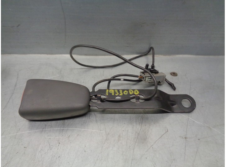 Recambio de enganche cinturon para volvo s80 berlina 2.4 cat referencia OEM IAM 9191817 DEL DER 4 PUERTAS