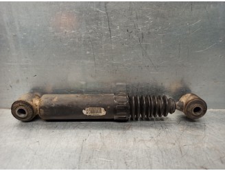 Recambio de amortiguador trasero izquierdo para citroën saxo 1.1 referencia OEM IAM 5206G3  