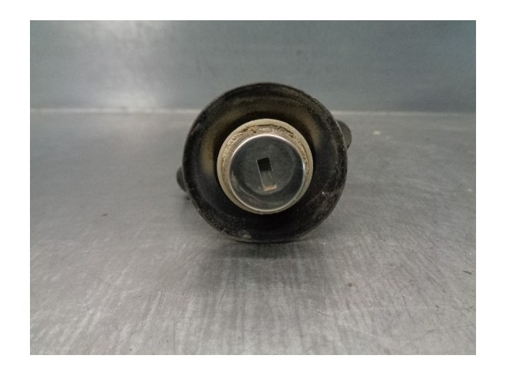 Recambio de cerradura maletero / porton para saab 9000 / 9000 cs 2.0 cat referencia OEM IAM 9085879  