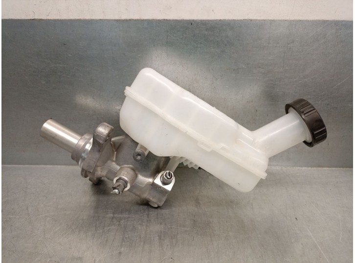 Recambio de bomba freno para dacia duster (hm_) 1.0 tce 90 referencia OEM IAM 460918660R 