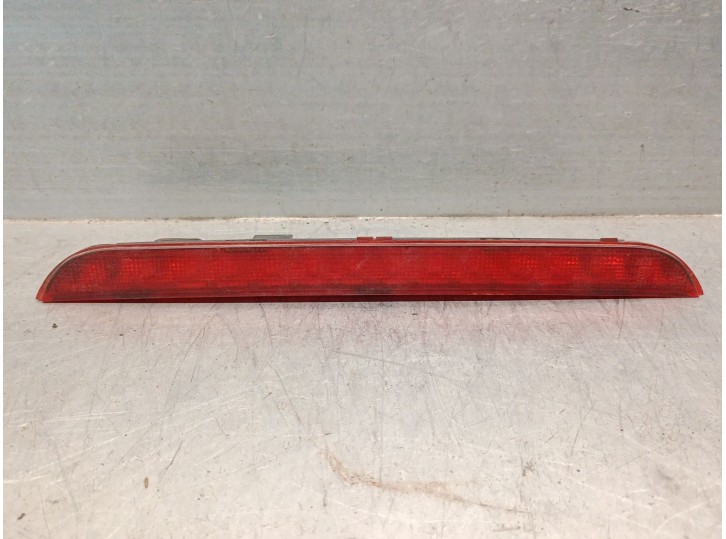 Replacement centre brake light for Jaguar X-Type 2.0 Diesel CAT OEM IAM reference 4X4313A613A C2S19496 VISTEON