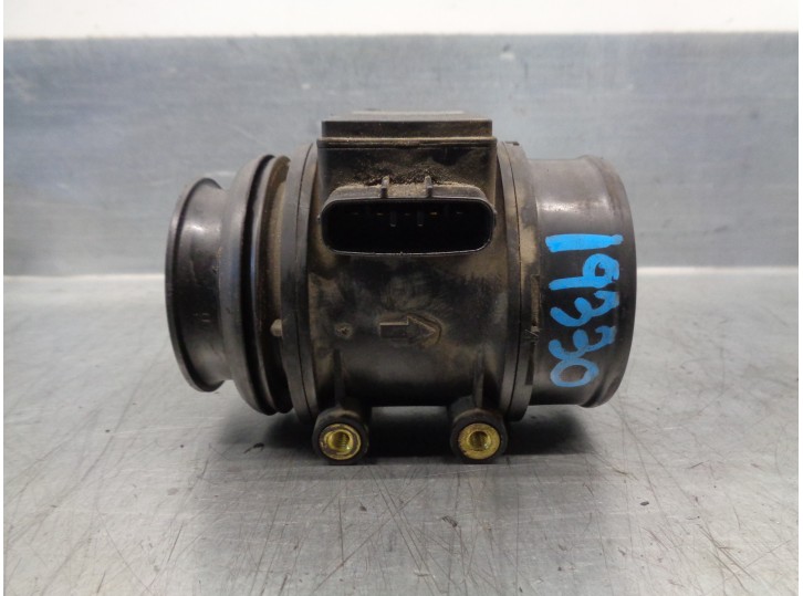 Replacement mass air flow sensor for Volvo S80 Berlina 2.4 CAT OEM IAM reference 9125606 1974000150 DENSO