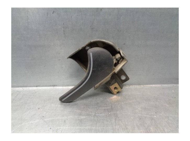 Recambio de maneta interior trasera derecha para saab 9000 / 9000 cs 2.0 cat referencia OEM IAM 9754755  