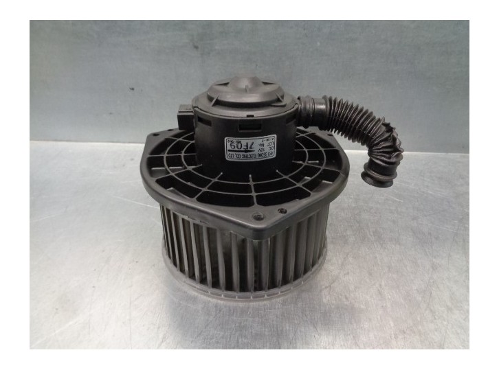 Recambio de motor calefaccion para ssangyong kyron 2.0 referencia OEM IAM 6811109150  