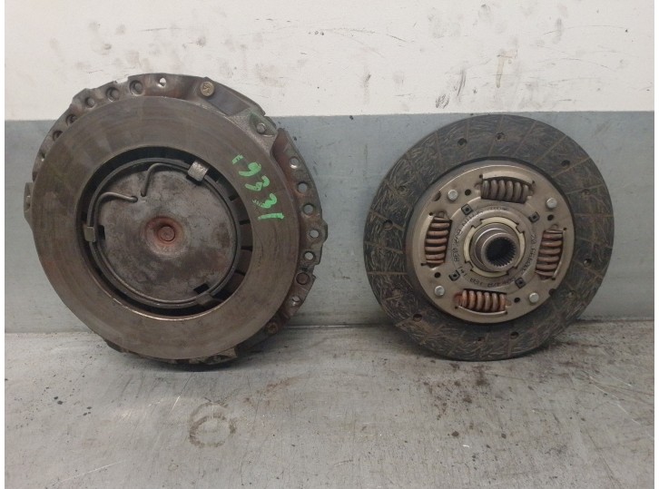 Recambio de kit embrague para seat ibiza (6k1) 1.9 sdi referencia OEM IAM 038141031R 
