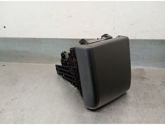 Recambio de apoyabrazos central para land rover discovery sport (l550) 2.0 d 4x4 referencia OEM IAM FK72045C74AC8PVJ LR076389 