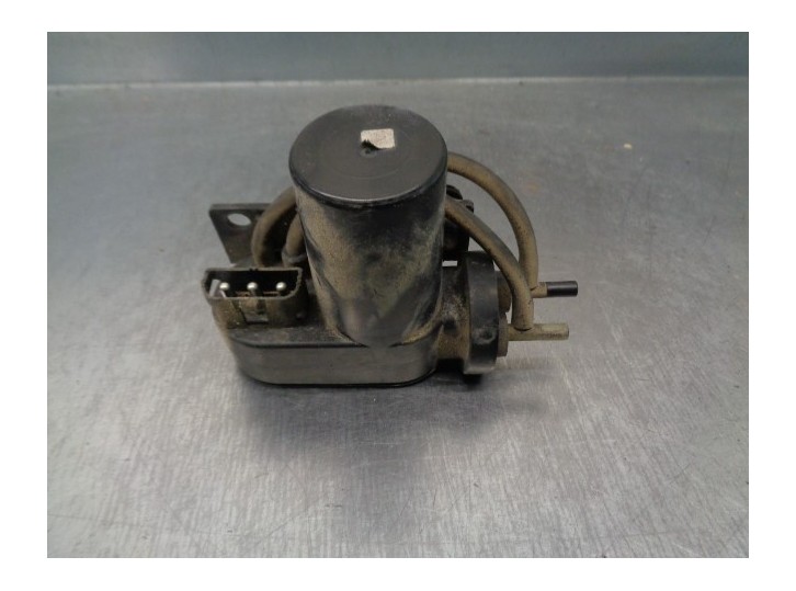 Recambio de bomba vacio para saab 9000 / 9000 cs 2.0 cat referencia OEM IAM 8587024  