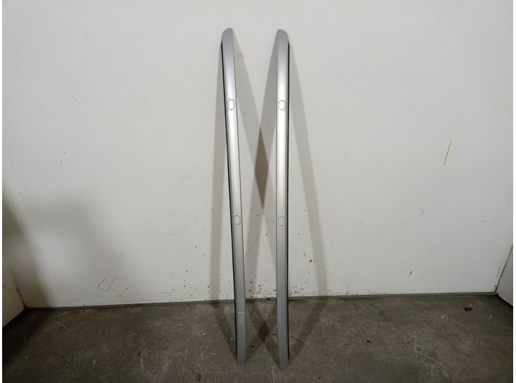 Recambio de portaequipajes para kia xceed (cd) 1.6 crdi 115 referencia OEM IAM 87287J7CA0  87277J7CA0