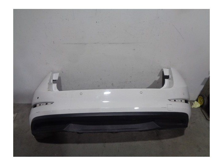 Recambio de paragolpes trasero para skoda scala (nw) 1.0 tsi referencia OEM IAM 657807417 BLANCA 5 PUERTA