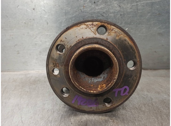 Recambio de mangueta trasera derecha para volvo v60 kombi 2.0 diesel cat referencia OEM IAM 31329968  