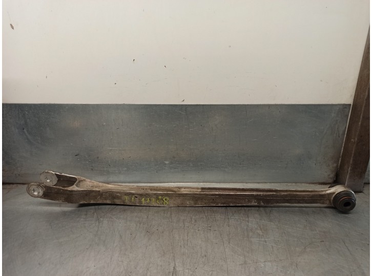 Replacement rear left lower suspension arm for Porsche Boxster (Typ 986) 2.5 cat OEM IAM reference 98633114303 