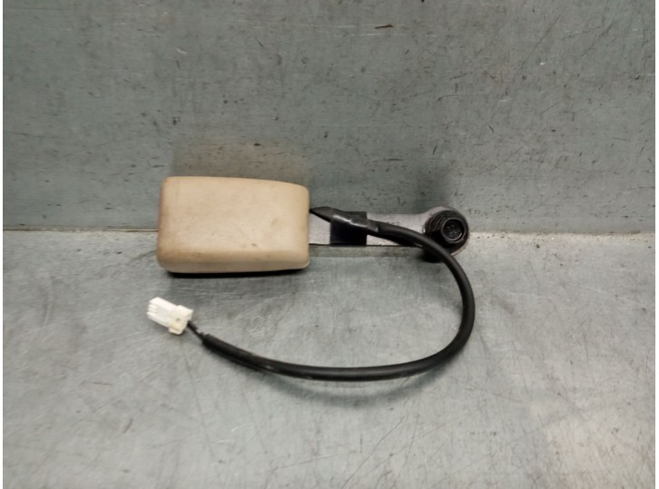 Recambio de enganche cinturon para nissan murano i (z50) 3.5 4x4 referencia OEM IAM 86842CA00B 86842CA00B 