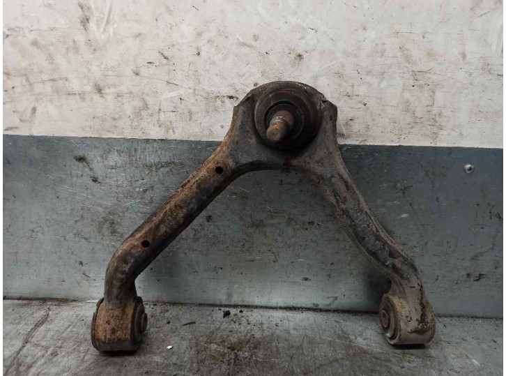 Recambio de brazo suspension superior delantero izquierdo para ssangyong kyron 2.0 referencia OEM IAM 4440109002 