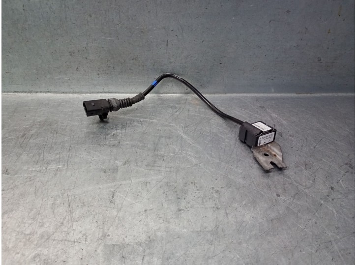 Replacement sensor for Audi Q7 (4LB) 3.0 TDI Quattro OEM IAM reference 7L0907673C 7L0907673C 