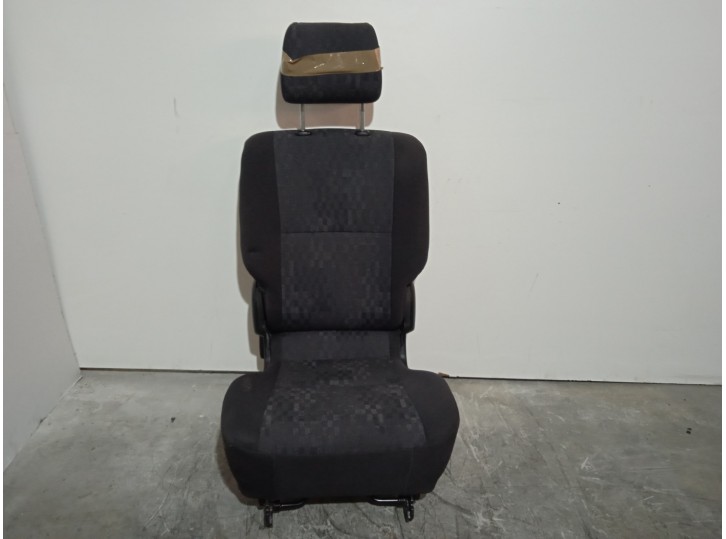 Recambio de asientos tercera fila para toyota avensis verso (m20) 1998 referencia OEM IAM 4266659 TELA NEGRA 5 PUERTAS