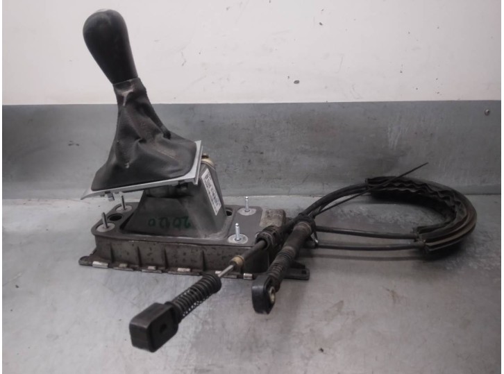 Recambio de palanca cambio para skoda octavia combi (1z5) 2.0 tdi dpf referencia OEM IAM 1K0711049CK 