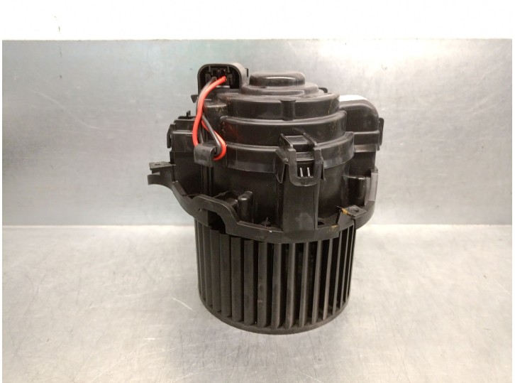 Recambio de motor calefaccion para dacia duster (hm_) 1.0 tce 90 referencia OEM IAM 272101985R 272101985R VALEO