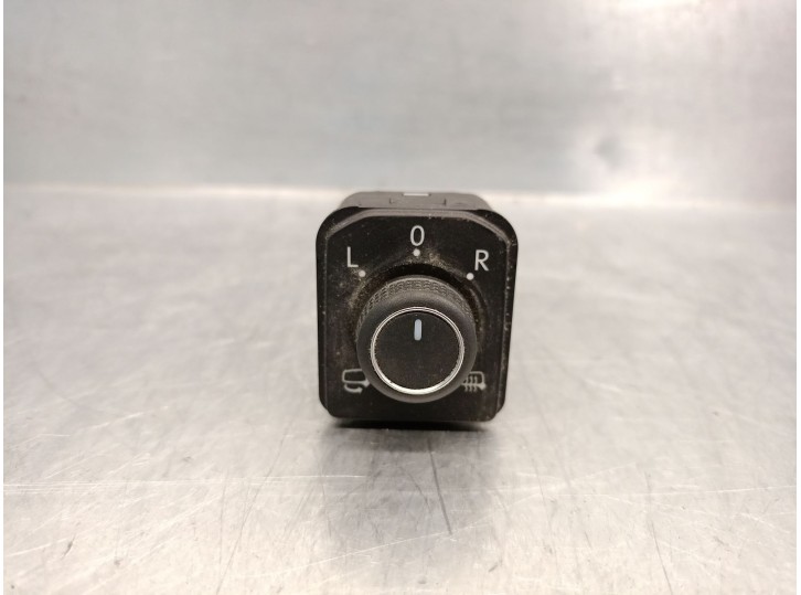 Recambio de mando retrovisor para seat tarraco (kn2) 2.0 tsi 4drive referencia OEM IAM 3G0959565C 3G0959565C 