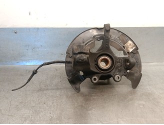 Recambio de mangueta delantera derecha para volvo v50 familiar 2.0 diesel cat referencia OEM IAM 3M513K170BH 31212948 