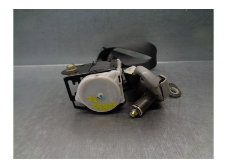 Recambio de cinturon seguridad trasero izquierdo para toyota avensis verso (m20) 1998 referencia OEM IAM 7337044041C0  5 PUERTAS