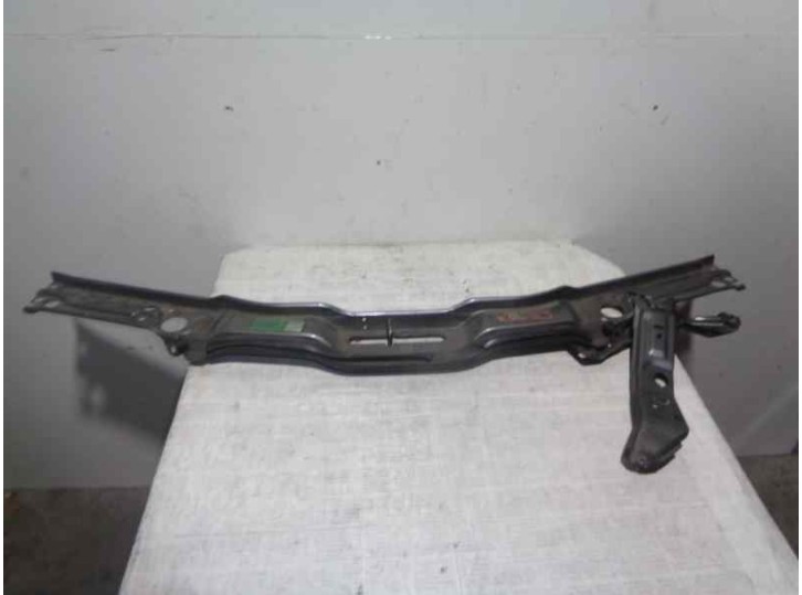 Recambio de panel frontal para audi 100 berlina (c4) 2.5 tdi referencia OEM IAM 4A0805591A DE CHAPA 