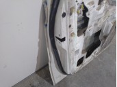 Recambio de puerta delantera izquierda para nissan vanette cargo 2.3 diesel referencia OEM IAM 801017C932  