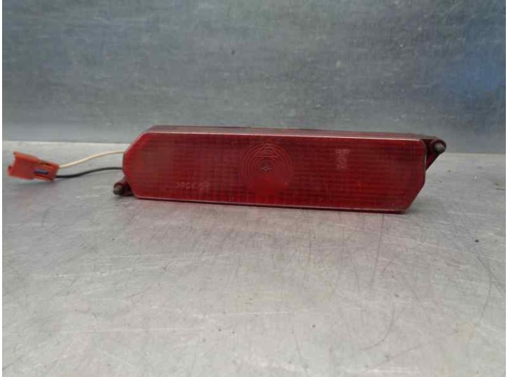 Recambio de luz central de freno para chrysler voyager (gs) 2.5 td le grand voyager referencia OEM IAM 4676741  