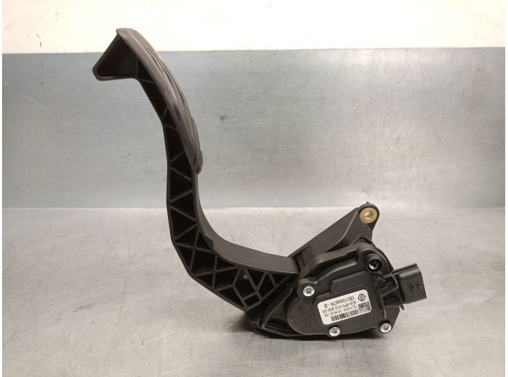 Recambio de potenciometro pedal para dacia duster (hm_) 1.0 tce 90 referencia OEM IAM 180108467R  6PV01290203 HELLA
