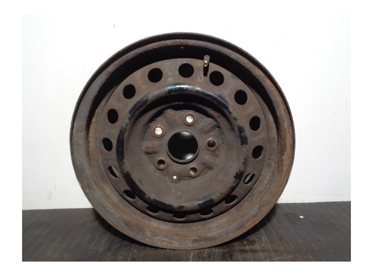 Recambio de llanta para toyota avensis verso (m20) 1998 referencia OEM IAM 4261144080 R15X61/2JJ HIERRO