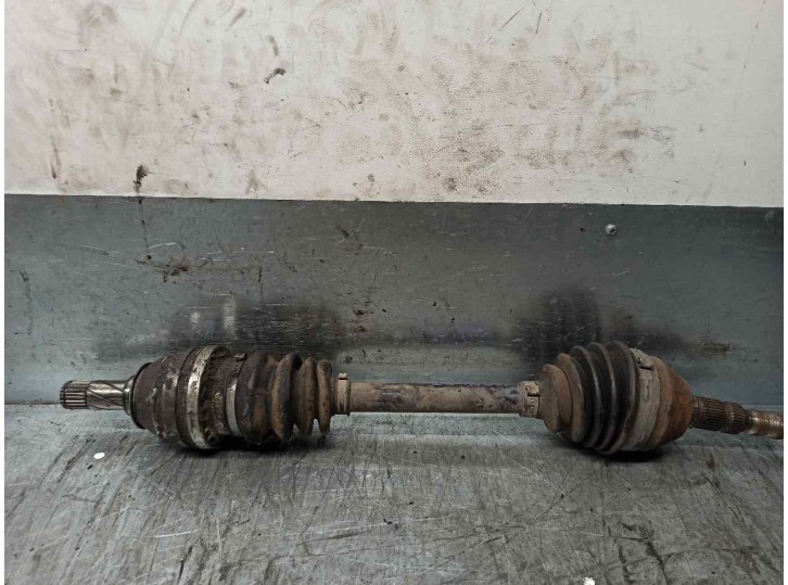 Recambio de transmision delantera izquierda para opel zafira b 1.6 16v referencia OEM IAM 374989  