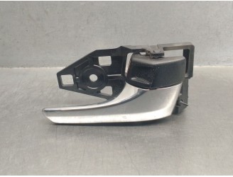 Recambio de maneta interior delantera derecha para toyota rav 4 iv (_a4_) 2.5 hybrid (ava42_) referencia OEM IAM 6920533111C0 69