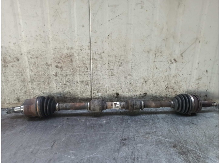 Recambio de transmision delantera derecha para kia carens ( ) 1.7 crdi cat referencia OEM IAM 49501A4220  