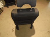 Recambio de asiento delantero derecho para subaru forester (sh_) 2.0 d awd (shh) referencia OEM IAM 4551136 TELA NEGRA Y GRIS 5P