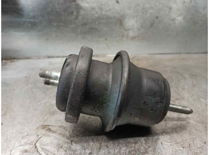 Recambio de soporte motor delantero para subaru legacy kombi/outback b14 2.0 diesel cat referencia OEM IAM 