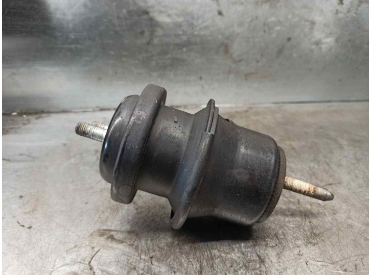 Recambio de soporte motor delantero para subaru legacy kombi/outback b14 2.0 diesel cat referencia OEM IAM 