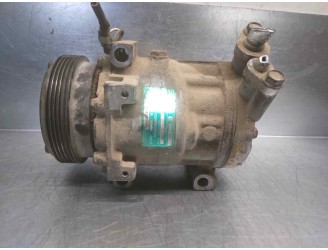 Recambio de compresor aire acondicionado para renault twingo (co6) 1.2 referencia OEM IAM 7700106069 1152B DENSO