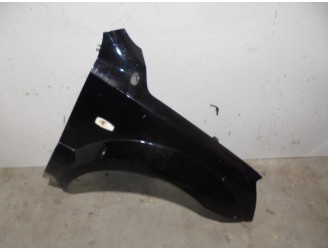 Recambio de aleta delantera derecha para kia sorento 2.5 crdi cat referencia OEM IAM 663213E141 NEGRA 