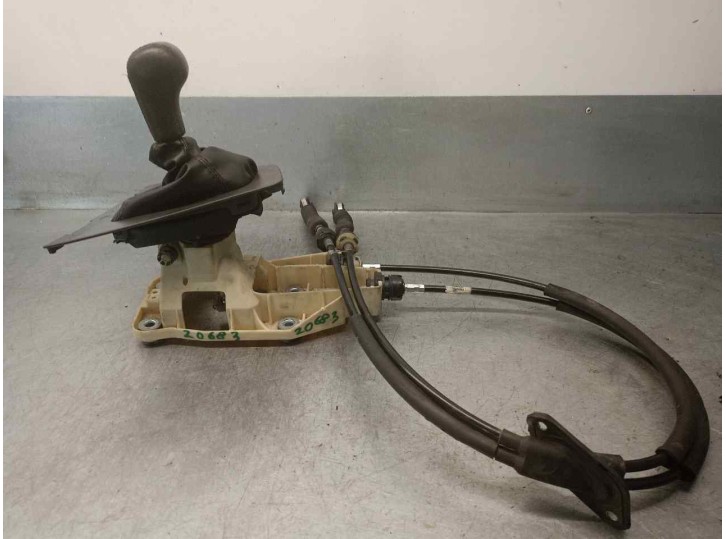 Recambio de palanca cambio para volvo s60 berlina 2.4 cat referencia OEM IAM 8026100061 5 VELOCIDADES 