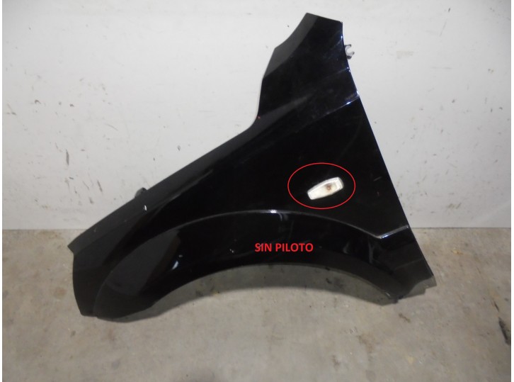 Recambio de aleta delantera izquierda para kia sorento 2.5 crdi cat referencia OEM IAM 663113E141 NEGRA 