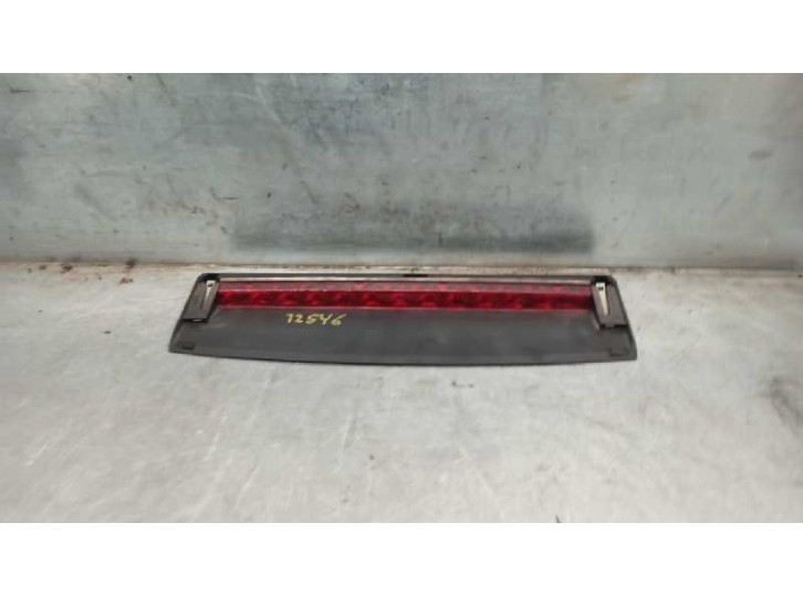 Recambio de luz central de freno para skoda octavia berlina (1u2) 1.9 tdi referencia OEM IAM 9275022210LG  