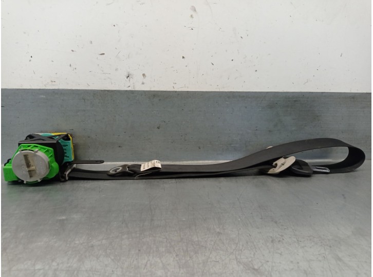 Recambio de cinturon seguridad trasero izquierdo para toyota verso 1.6 16v cat referencia OEM IAM 732200F050 733700F020B0 