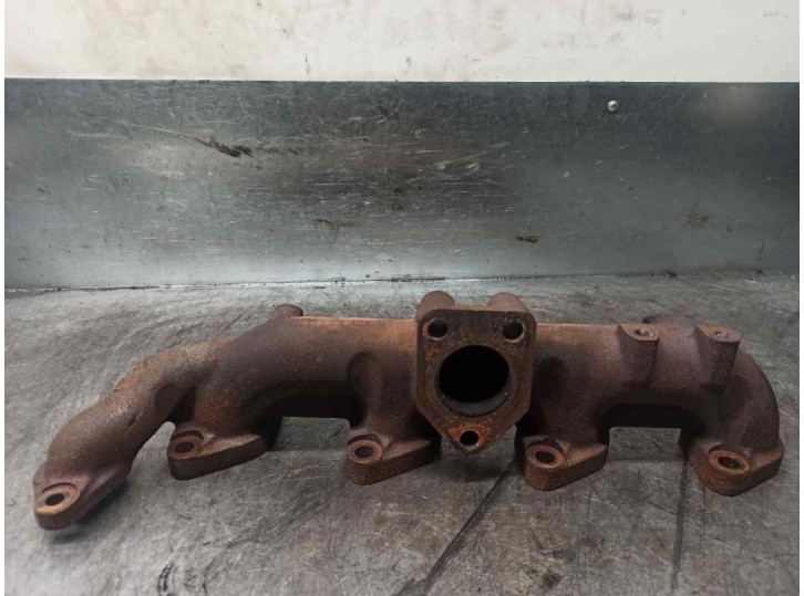 Recambio de colector escape para kia sorento 2.5 crdi cat referencia OEM IAM 285114A000 